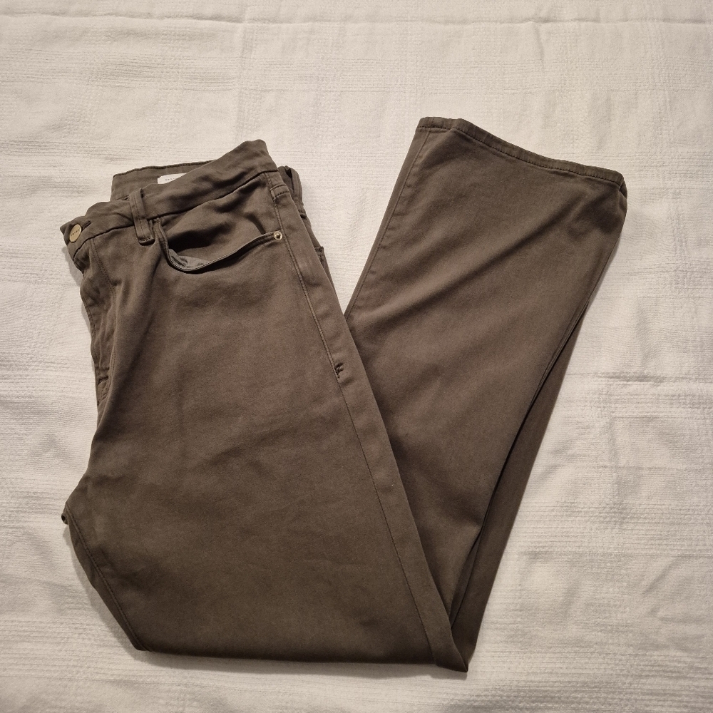 Frame women's size 31 Le Crop Mini Boot color Army wash stretch fabric VGUC